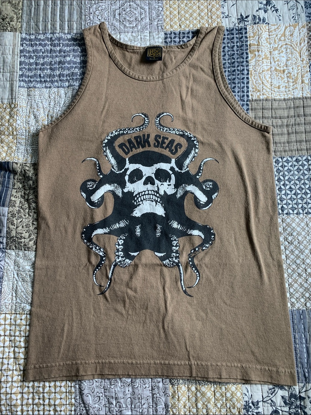 Dark Seas Skull & Tentacles Tank